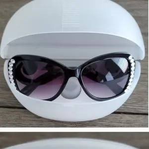 Italy Design Crystal Iced Sunnies Women\'s Sunglasses - Bundle of 3 (2 Are New) Accessories | Italy Design Crystal Iced Sunnies Womens  main image 4